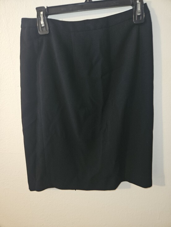 Kate Hill Dresses & Skirts - Kate Hill Womans Straight Skirt Size 6